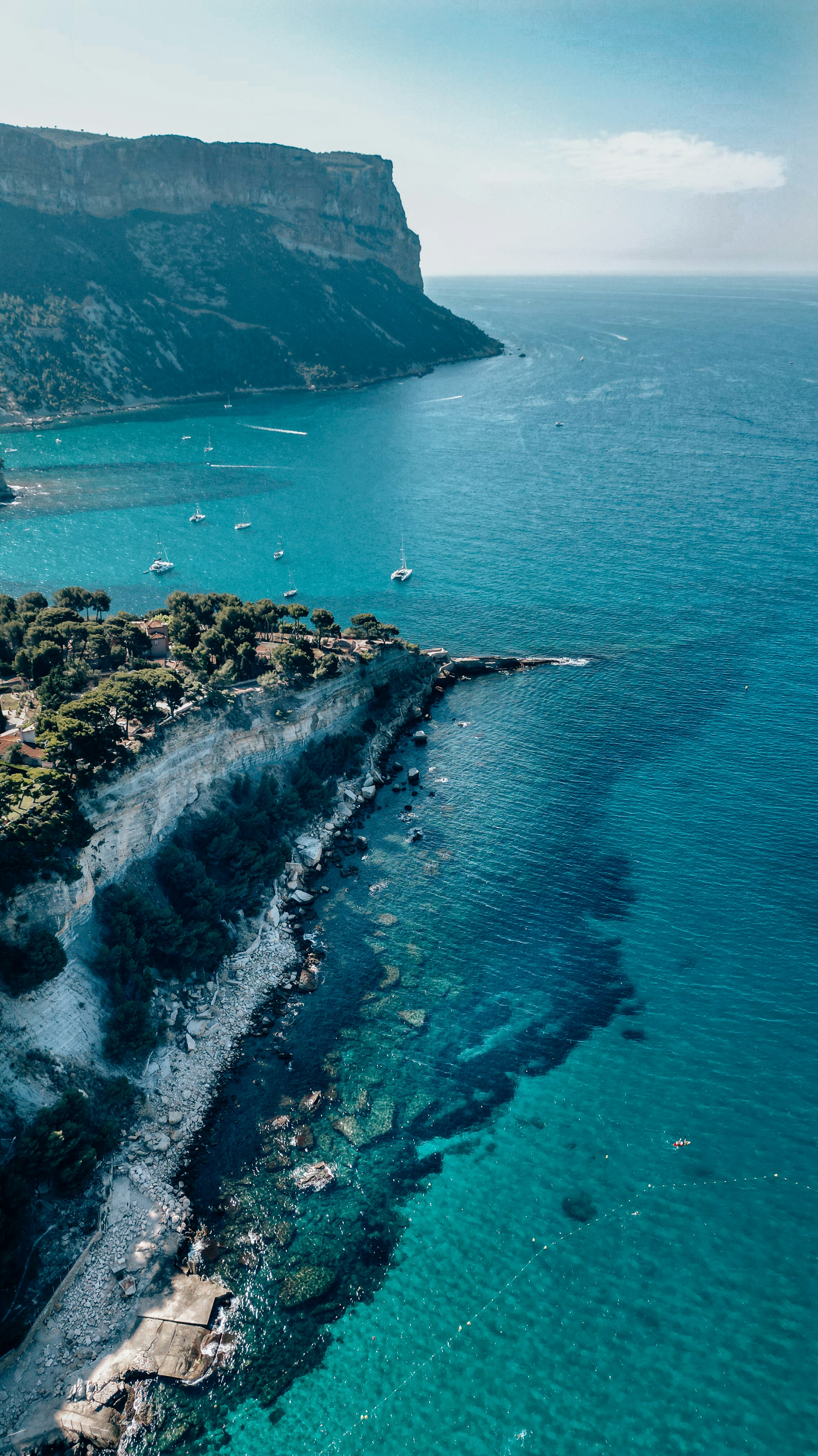 Italy Amalfi Coast with private villa charter, vineyard lunch and cliffside spa